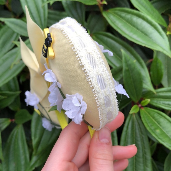 Mickey Ears🐝- - - - Picture 3 of 3